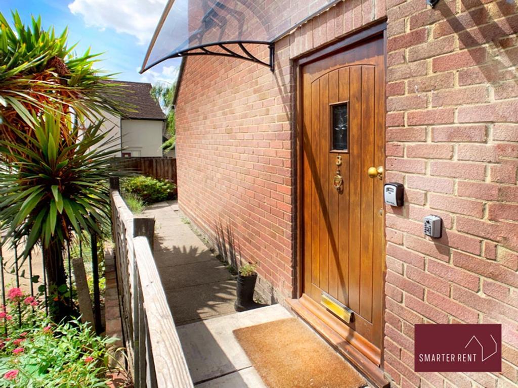 Sunninghill Village - 2 Bed - Parking And Garden Ascot  Exteriér fotografie
